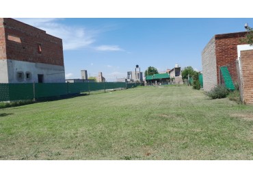 TERRENO EN VENTA ROLDAN